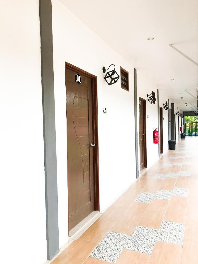 Norshah Village Resort Pantai Cenang  Eksteriør billede