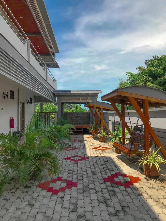 Norshah Village Resort Pantai Cenang  Eksteriør billede