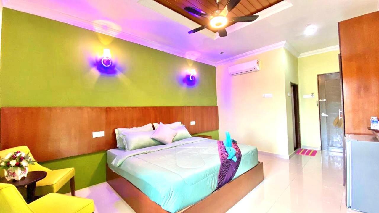 Norshah Village Resort Pantai Cenang  Eksteriør billede