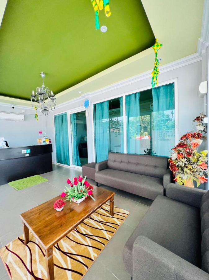 Norshah Village Resort Pantai Cenang  Eksteriør billede