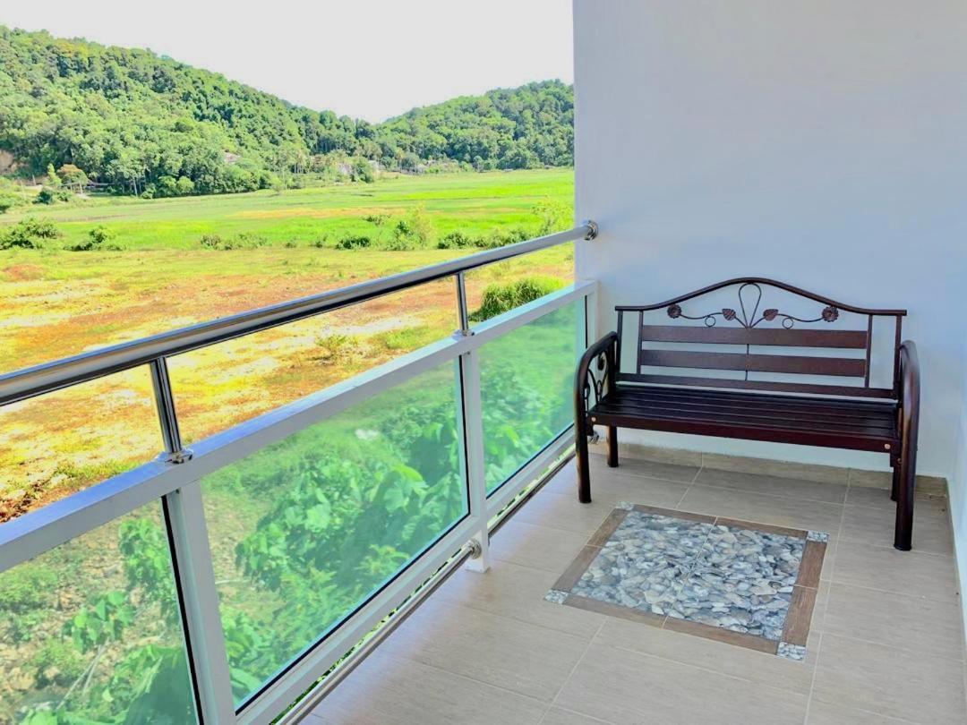 Norshah Village Resort Pantai Cenang  Eksteriør billede